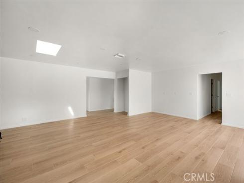 3230  Oregon  , Costa Mesa, CA