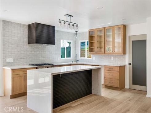 3230  Oregon  , Costa Mesa, CA