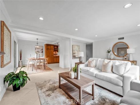 2842  Velasco  , Costa Mesa, CA