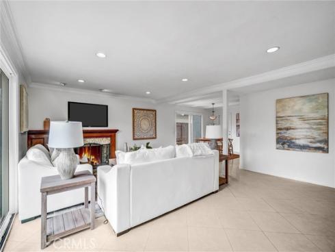 2842  Velasco  , Costa Mesa, CA