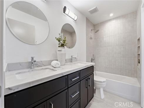 1713 Oahu Place, Costa Mesa, CA