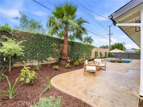 1713 Oahu Place, Costa Mesa, CA