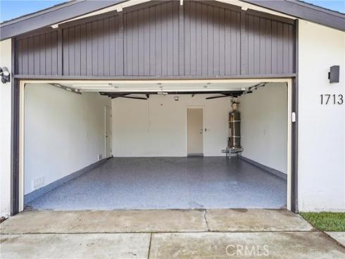 1713 Oahu Place, Costa Mesa, CA