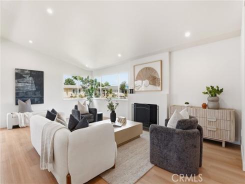 1713 Oahu Place, Costa Mesa, CA