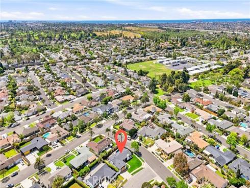 1713 Oahu Place, Costa Mesa, CA