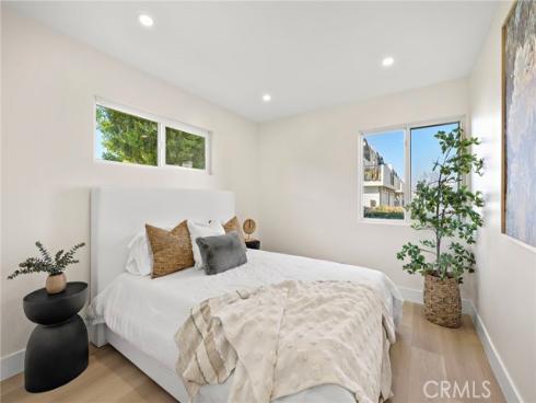 359  Ravello   Lane, Costa Mesa, CA