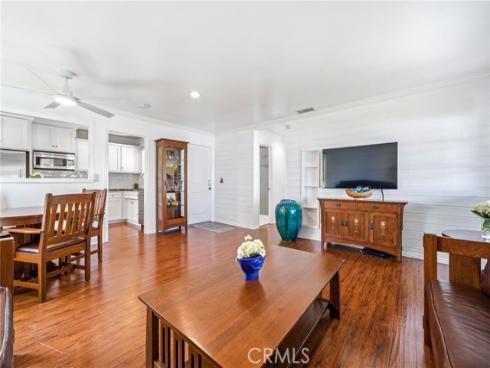 956  W Wilson St  , Costa Mesa, CA