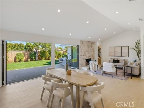 2952  Java   Road, Costa Mesa, CA