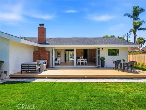 2952  Java   Road, Costa Mesa, CA