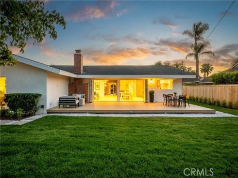 2952  Java   Road, Costa Mesa, CA
