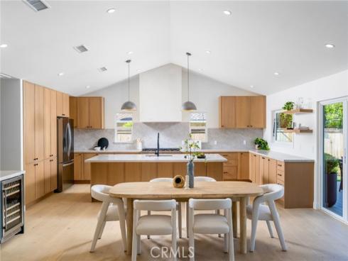 2952  Java   Road, Costa Mesa, CA