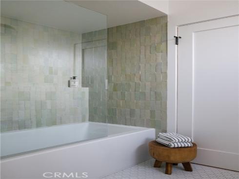 275  Cecil   Place, Costa Mesa, CA