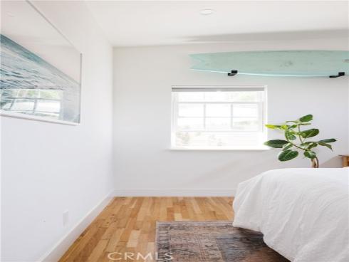 275  Cecil   Place, Costa Mesa, CA