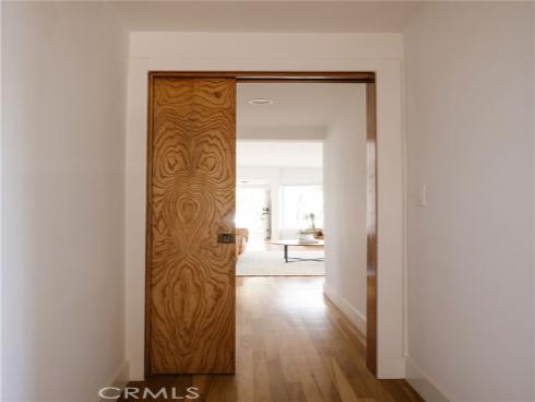 275  Cecil   Place, Costa Mesa, CA