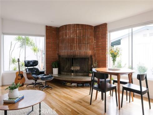 275  Cecil   Place, Costa Mesa, CA