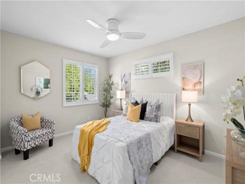 695  Center  B  Street, Costa Mesa, CA