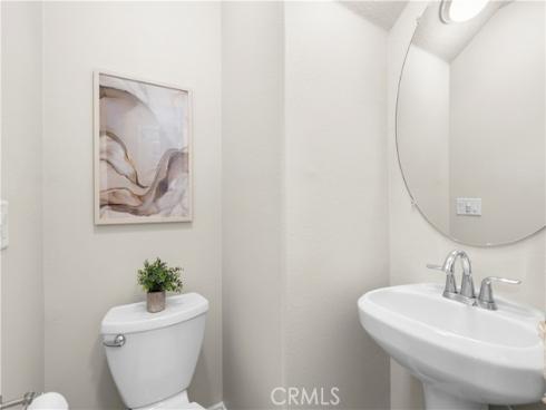 695  Center  B  Street, Costa Mesa, CA