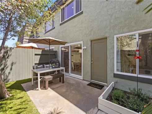 1632  Iowa  B  Street, Costa Mesa, CA