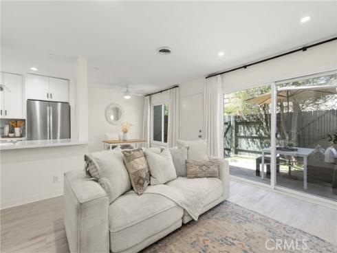 1632  Iowa  B  Street, Costa Mesa, CA