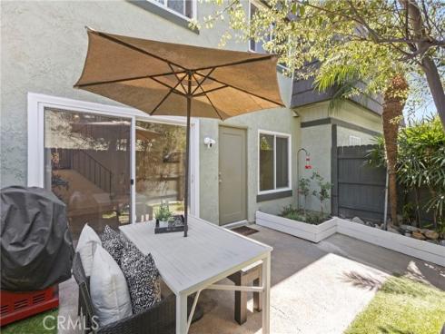 1632  Iowa  B  Street, Costa Mesa, CA