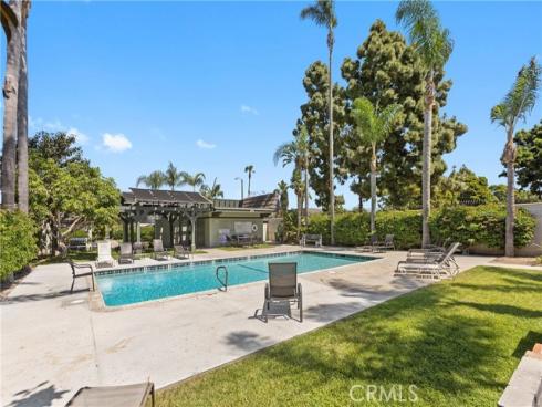 1632  Iowa  B  Street, Costa Mesa, CA