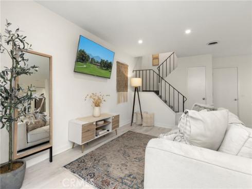 1632  Iowa  B  Street, Costa Mesa, CA