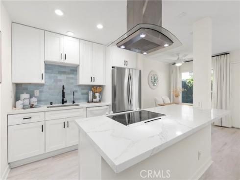 1632  Iowa  B  Street, Costa Mesa, CA