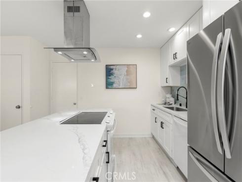 1632  Iowa  B  Street, Costa Mesa, CA