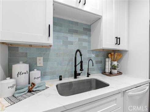 1632  Iowa  B  Street, Costa Mesa, CA