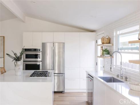 2566  Oxford  , Costa Mesa, CA