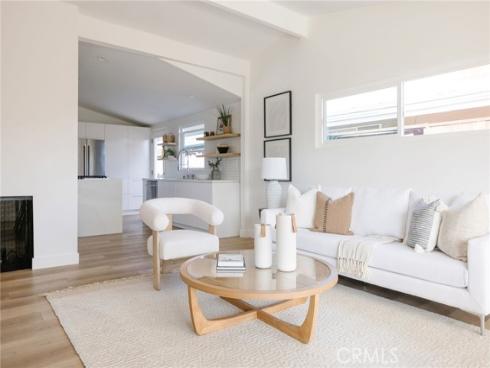 2566  Oxford  , Costa Mesa, CA