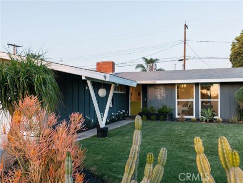 2566  Oxford  , Costa Mesa, CA