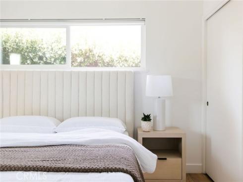 2566  Oxford  , Costa Mesa, CA