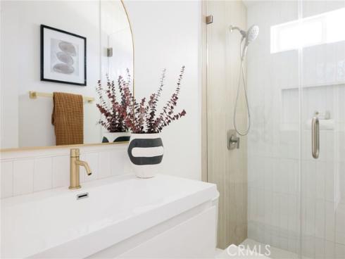 2566  Oxford  , Costa Mesa, CA