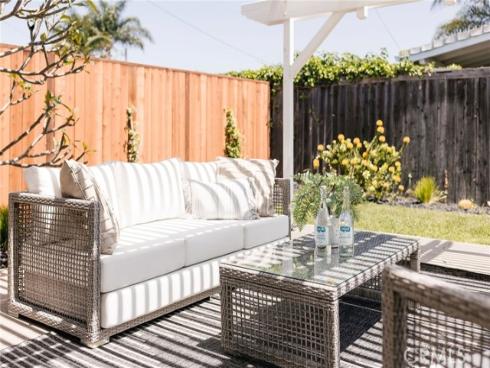 2566  Oxford  , Costa Mesa, CA