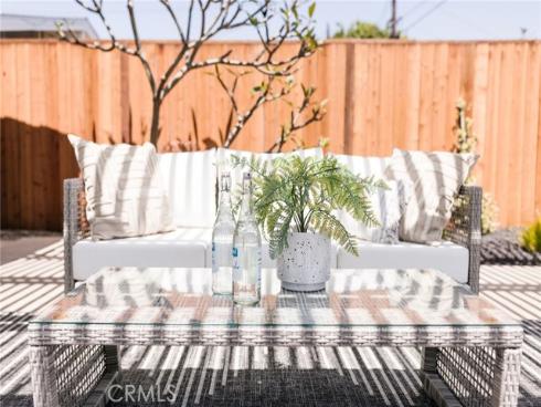 2566  Oxford  , Costa Mesa, CA