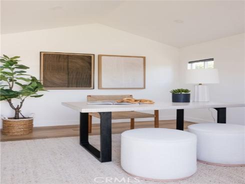 2566  Oxford  , Costa Mesa, CA