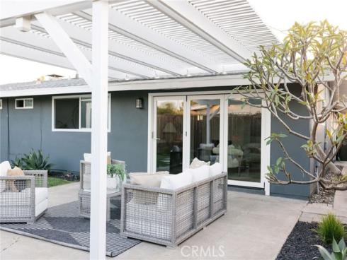 2566  Oxford  , Costa Mesa, CA