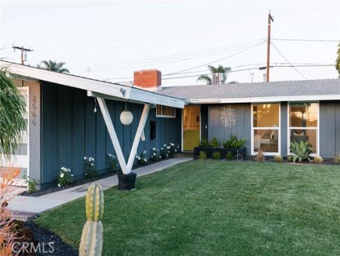 2566  Oxford  , Costa Mesa, CA