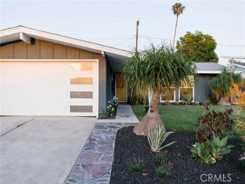 2566  Oxford  , Costa Mesa, CA