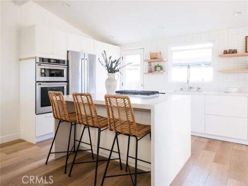 2566  Oxford  , Costa Mesa, CA