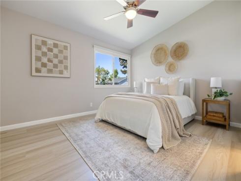 927  Presidio  , Costa Mesa, CA