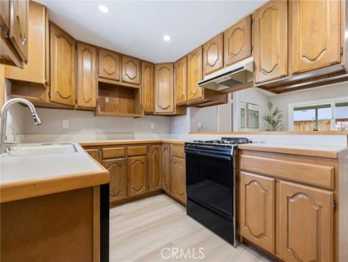 927  Presidio  , Costa Mesa, CA