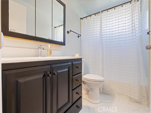 927  Presidio  , Costa Mesa, CA