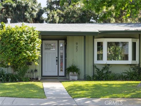 927  Presidio  , Costa Mesa, CA