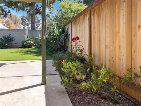 927  Presidio  , Costa Mesa, CA