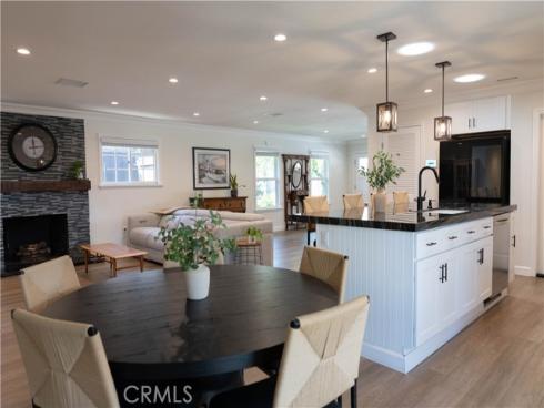 245  Brentwood  , Costa Mesa, CA