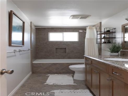 245  Brentwood  , Costa Mesa, CA