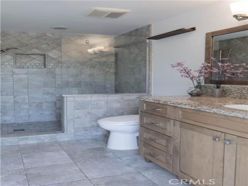 245  Brentwood  , Costa Mesa, CA