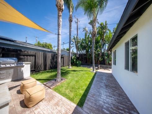 1179  Dorset  , Costa Mesa, CA